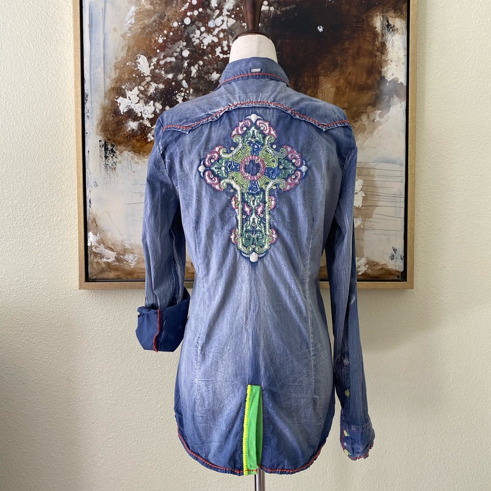 Roar ~ destined to Roar western cowgirl equestrian button down size L EC ~ - Picture 4 of 14